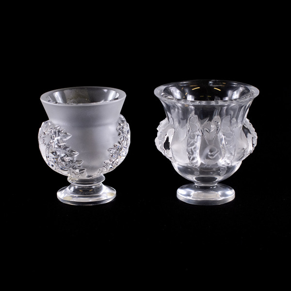 Lalique, vaser, 2 st, högsta 12 cm_23074a_8db1b2aeb404d89_lg.jpeg