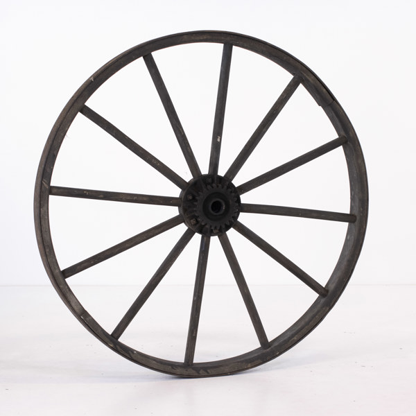 Vagnshjul, diameter 143 cm_27051a_8dbb5be8054840e_lg.jpeg