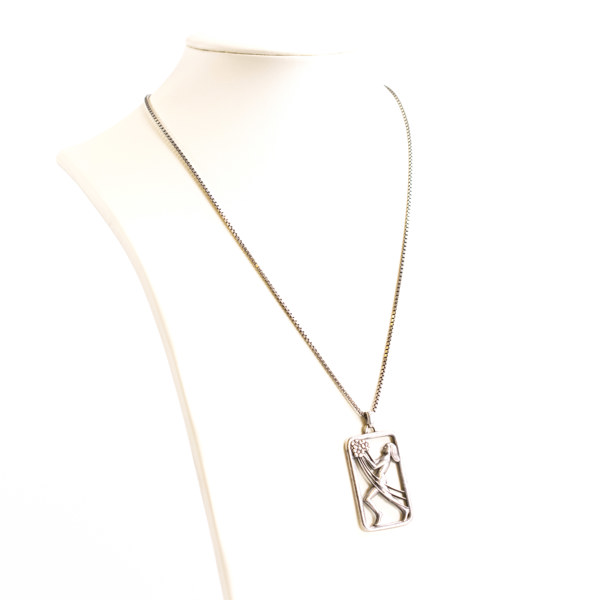 Halsband, med hänge, silver, G Dahlgren & Co, 1944_27478a_8dbb5e650928f5f_lg.jpeg